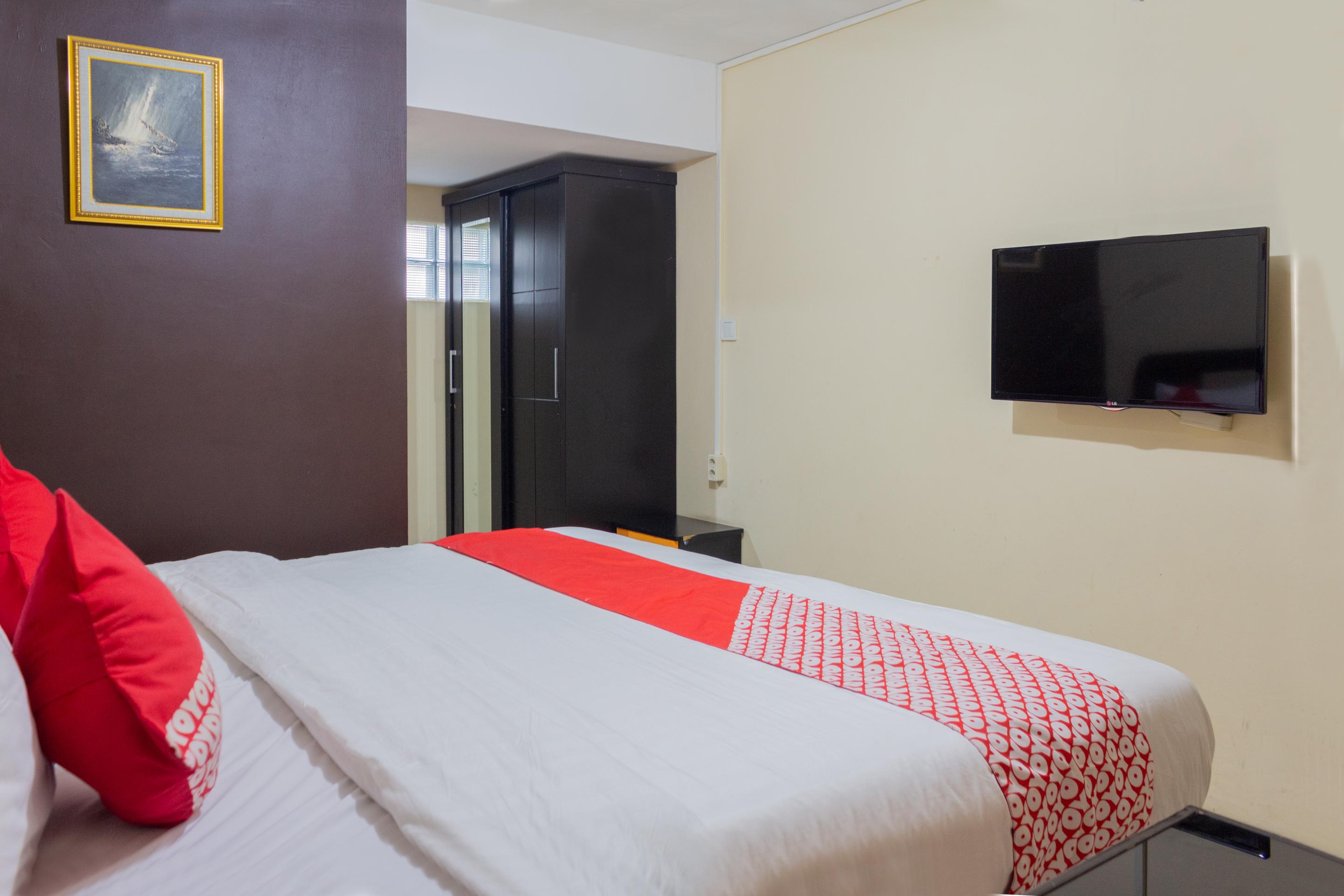 Audah Guesthouse Syariah Redpartner Jakarta Exterior photo