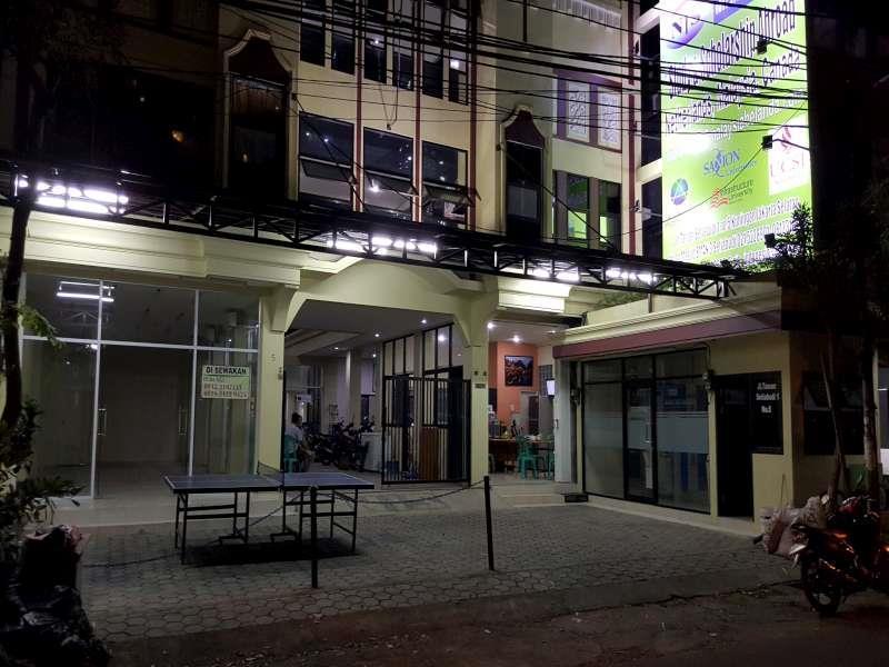 Audah Guesthouse Syariah Redpartner Jakarta Exterior photo